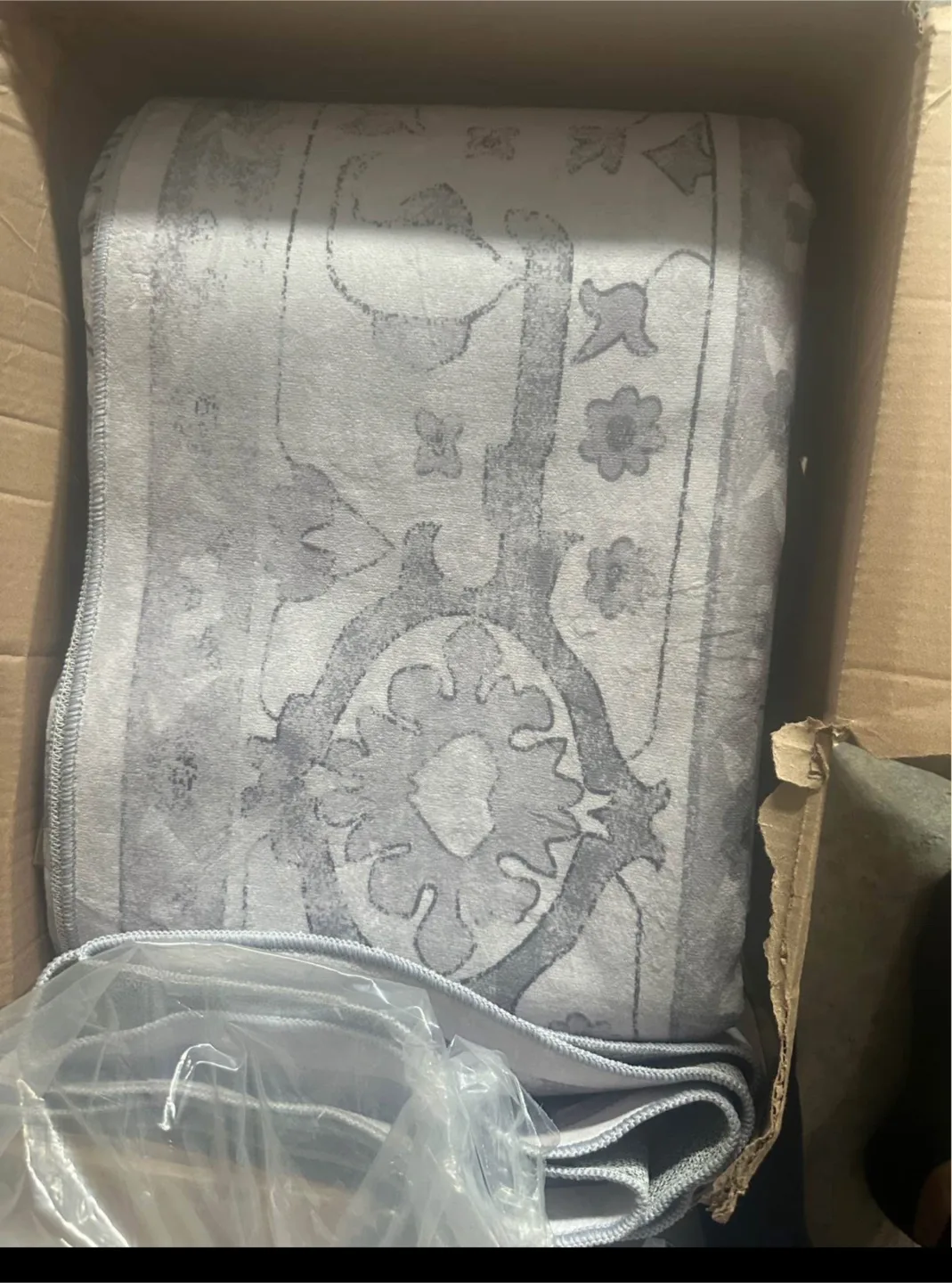 Area Rug 8x10 Machine Washable Vintage Traditional  Non-Slip image indicator(2)