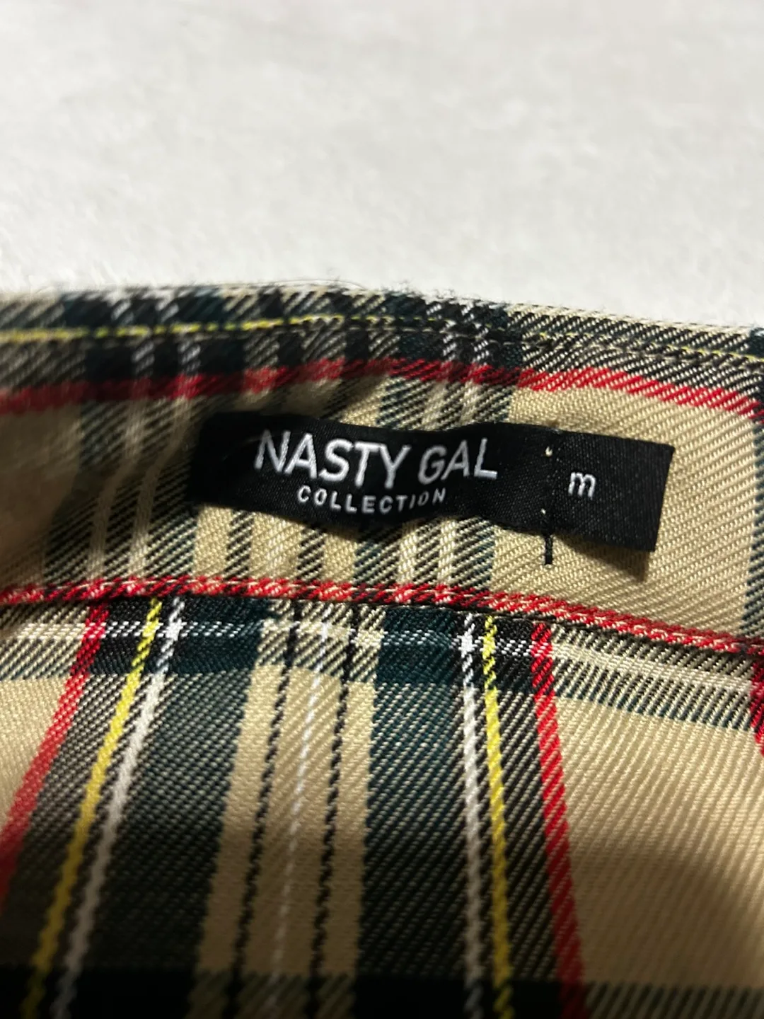 Beige Flannel image indicator(2)