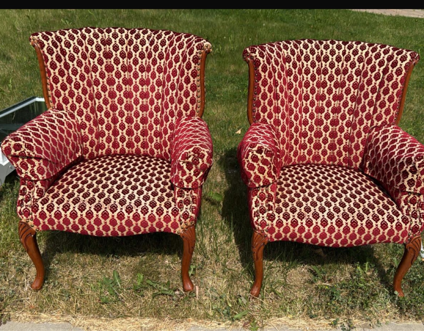 Pair of Vintage Armchairs - Red Pattern