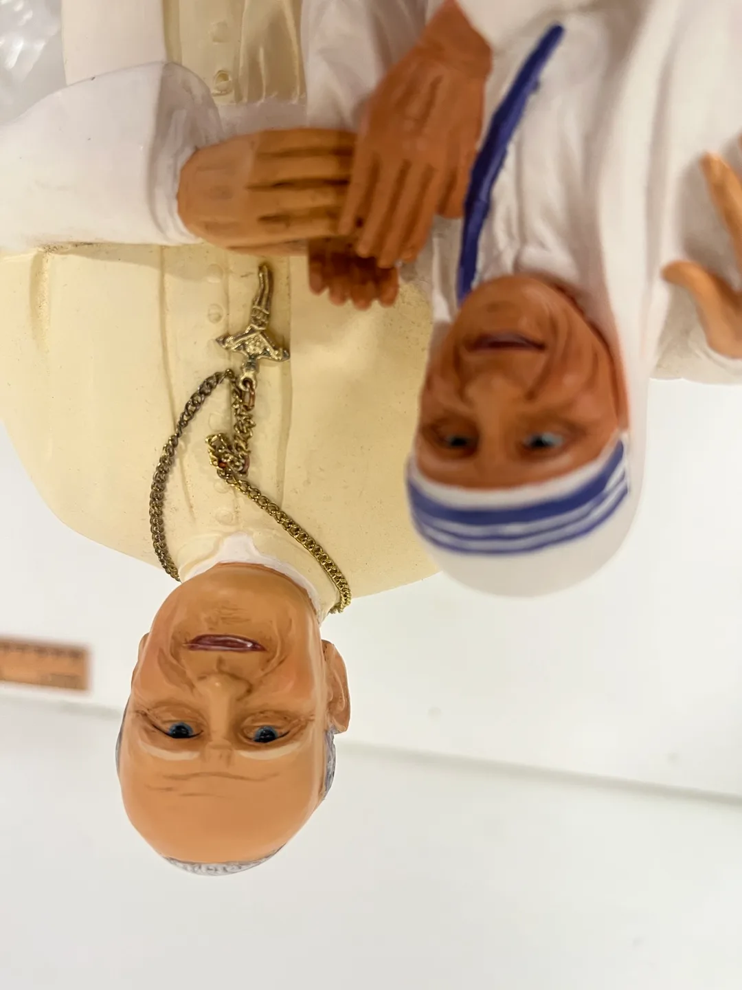 Pope John Paul II & Mother Teresa Statue image indicator(6)