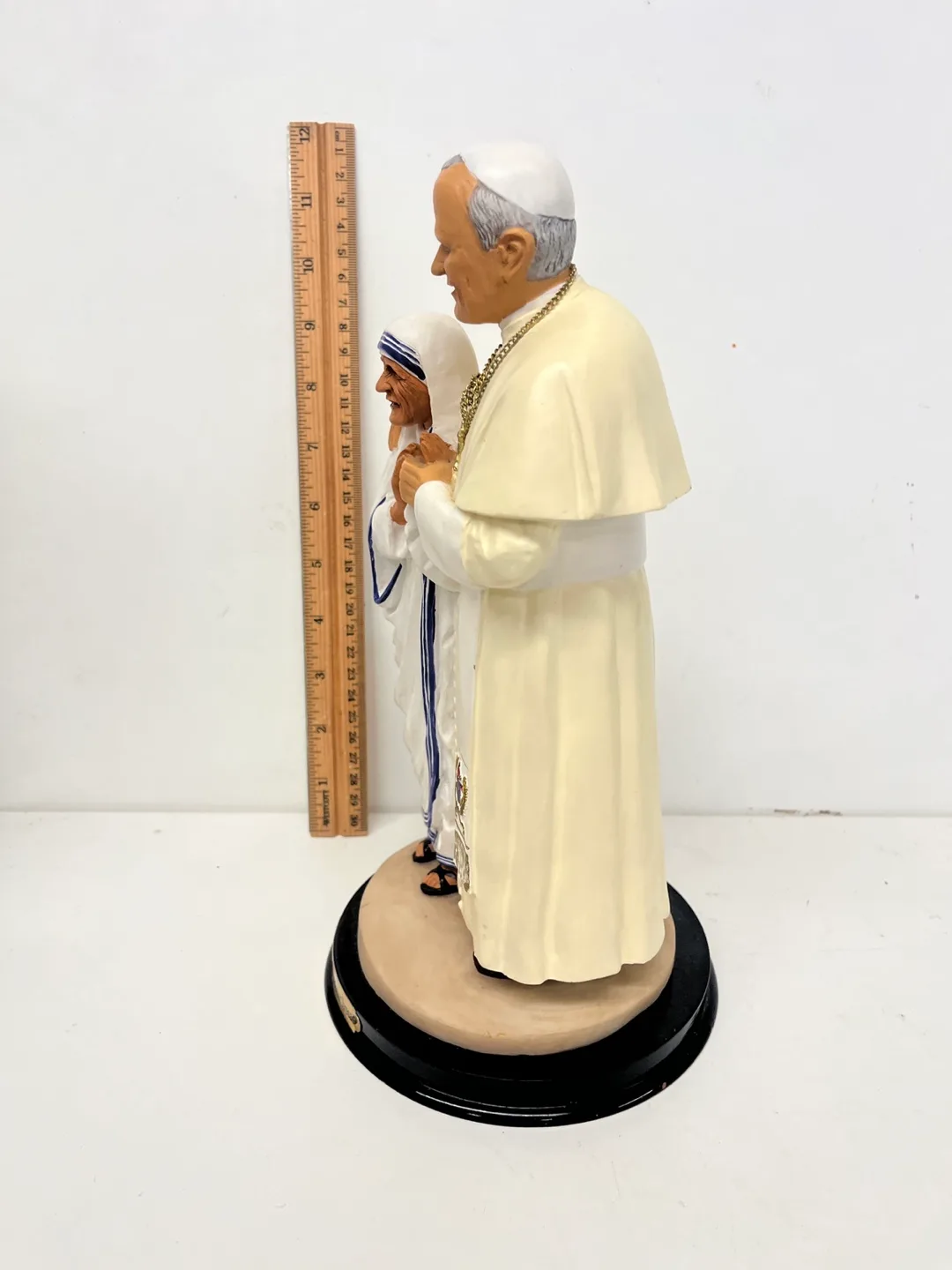 Pope John Paul II & Mother Teresa Statue image indicator(3)
