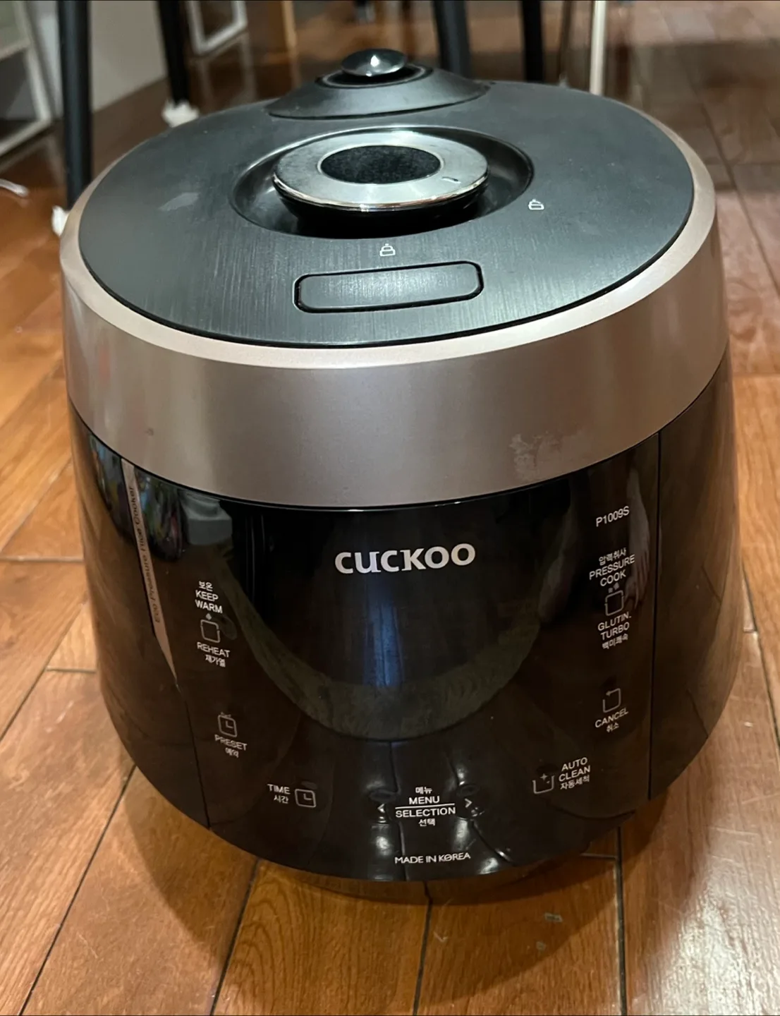 Cuckoo 10cup Pressure Rice Cooker thumbnail