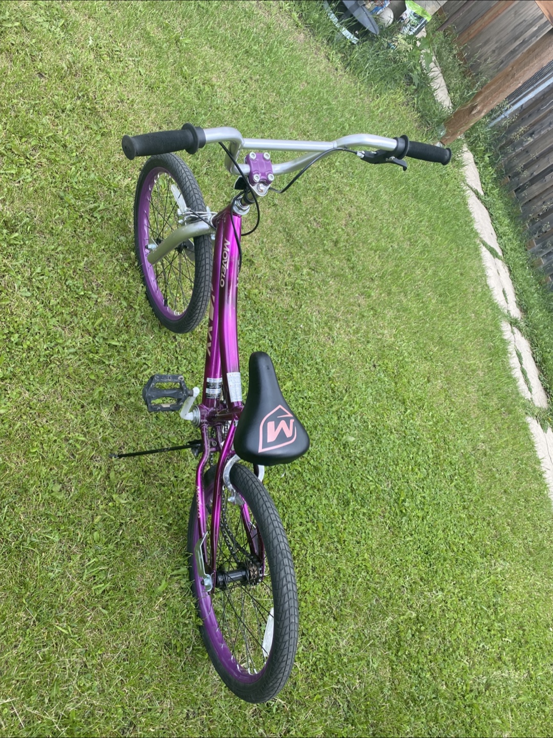 Movelo girls bicycle