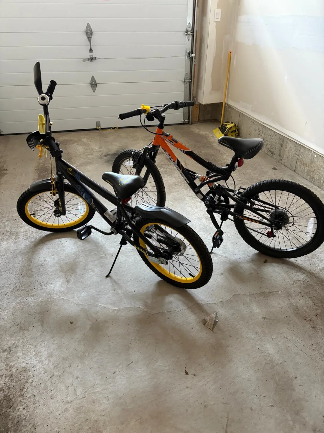 Batman Kids' Bike & Orange Mountain Bike thumbnail
