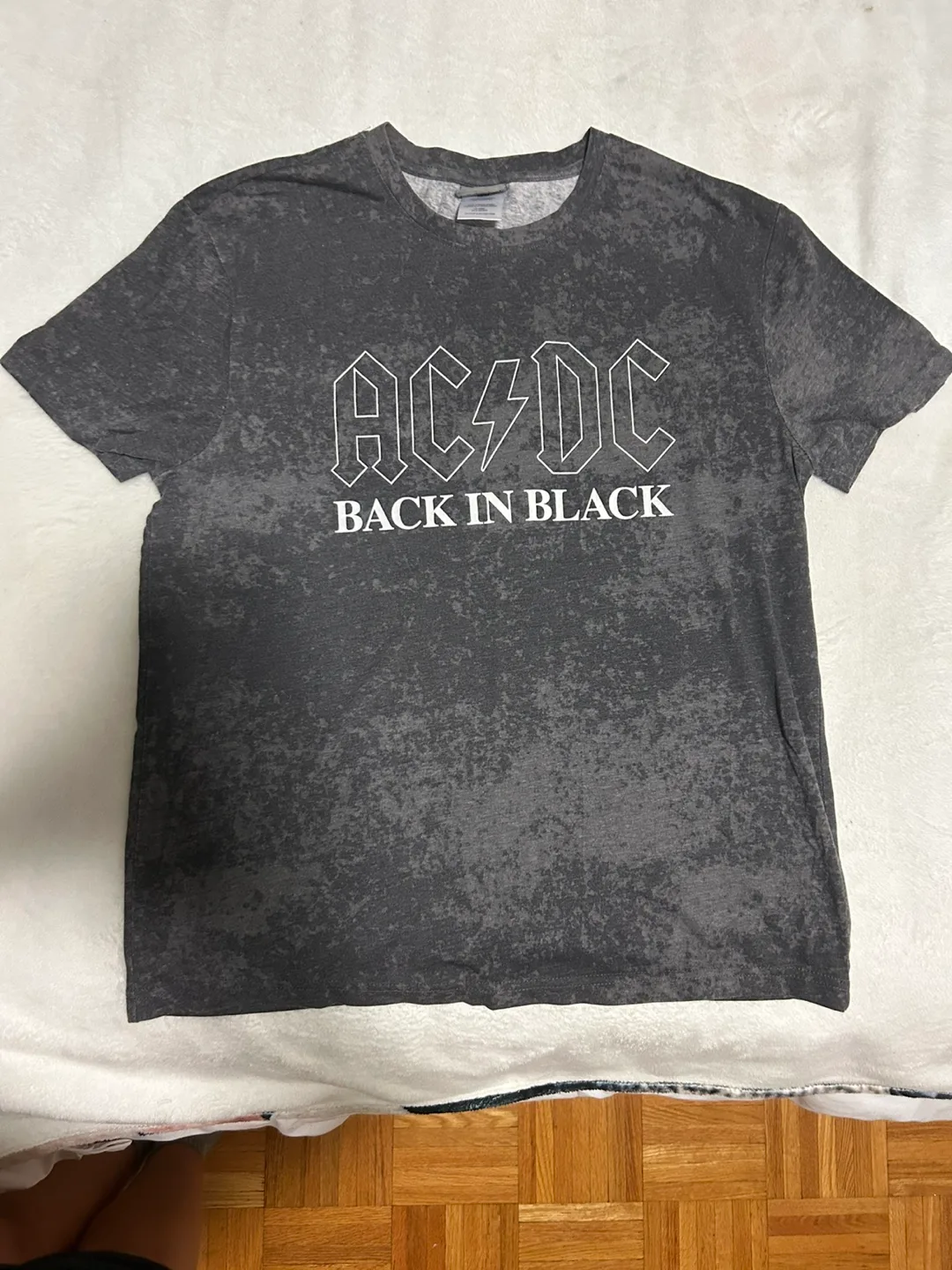 Grey AC/DC shirt thumbnail