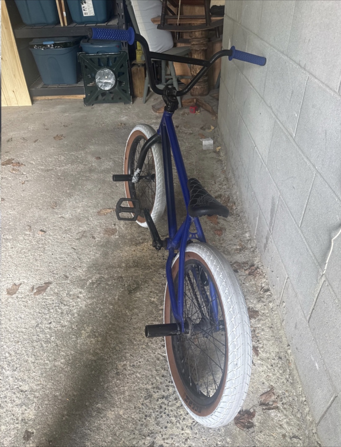 Custom BMX Bike new tires, grips and pegs - photo 4