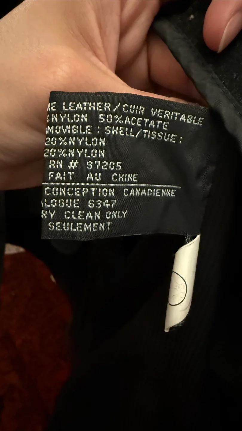 Danier Canada Black Leather Jacket image indicator(6)