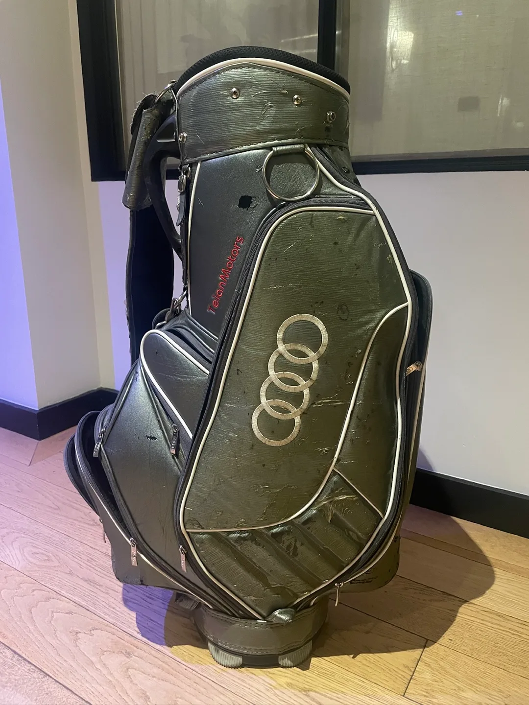 Golf Bag thumbnail
