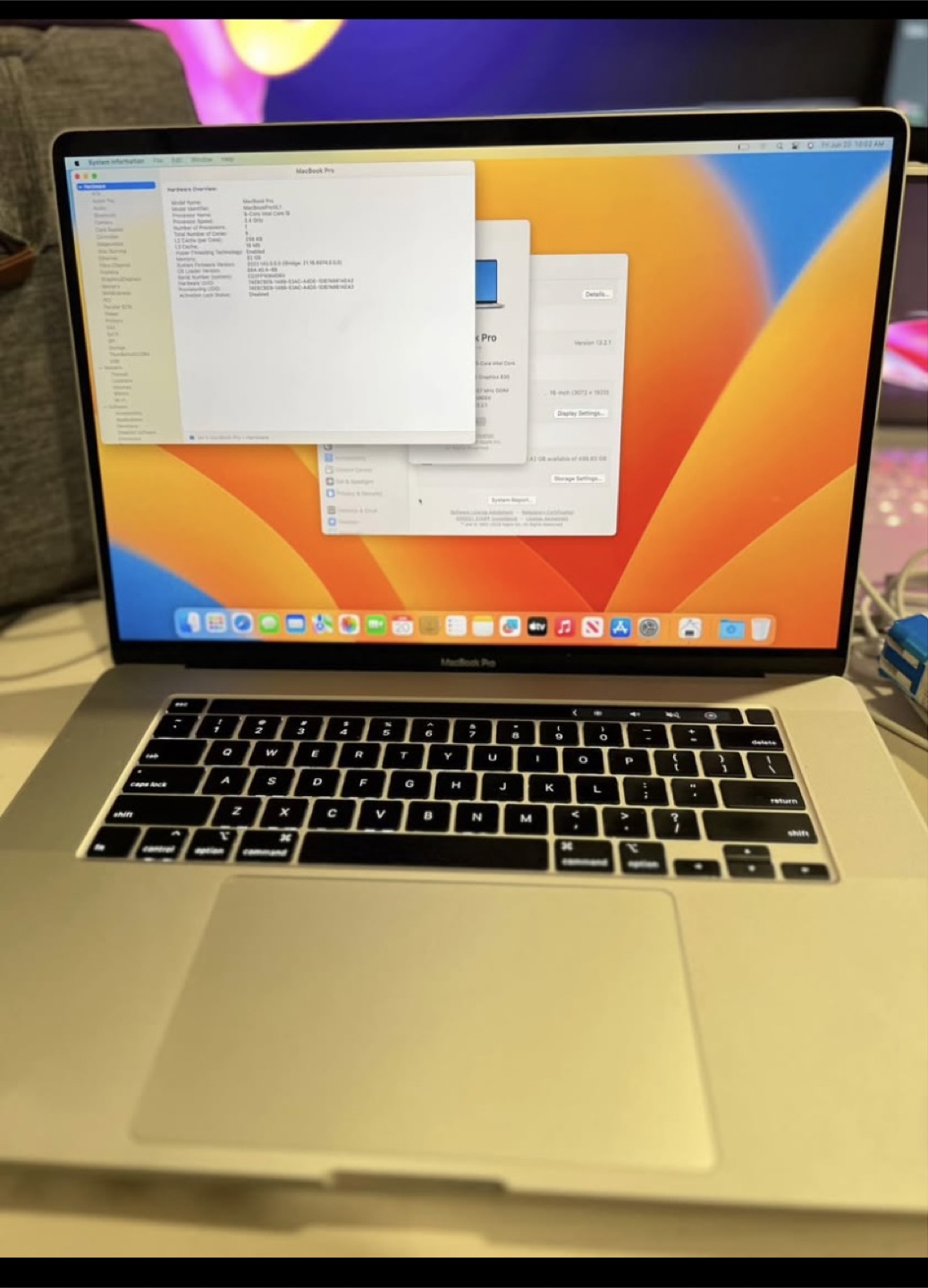 MacBook Pro 16-inch 2019 - photo 2