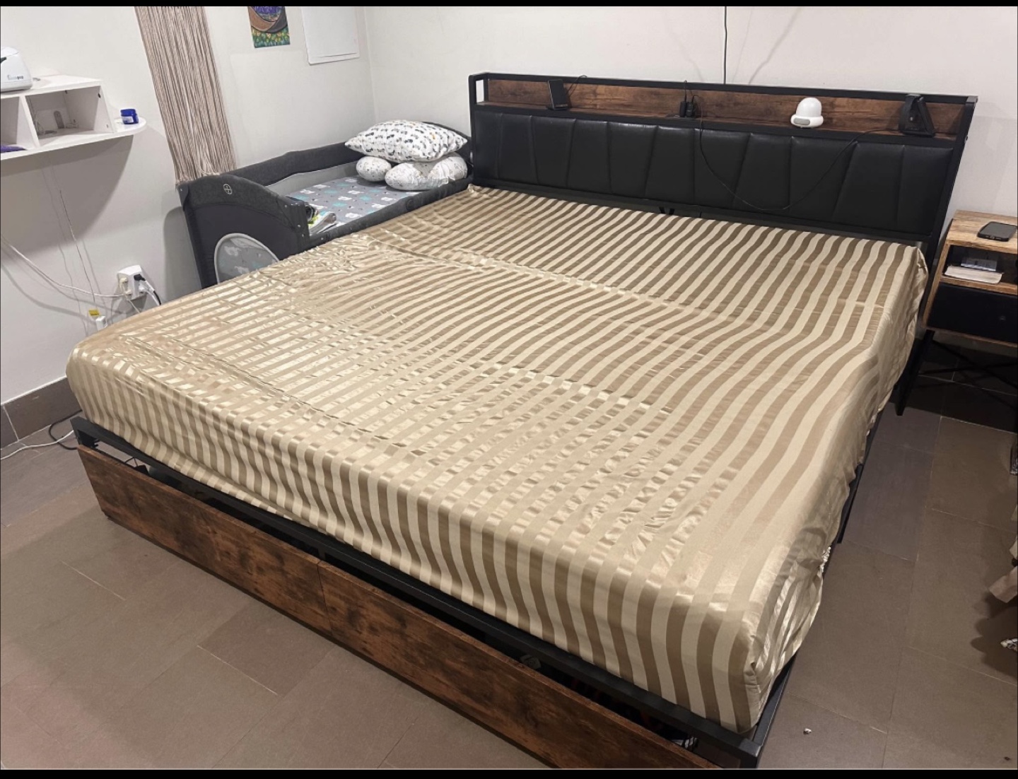 King Size Bed Frame with Headboard + mattress - photo 4