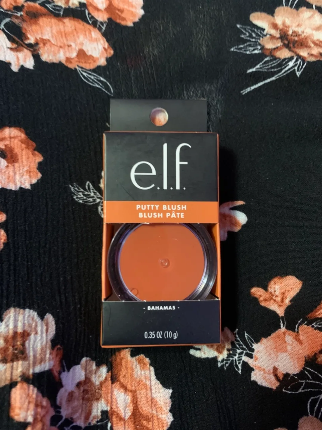 e.l.f. Putty Blush (Bahamas) & e.l.f Power Grip Primer image indicator(2)