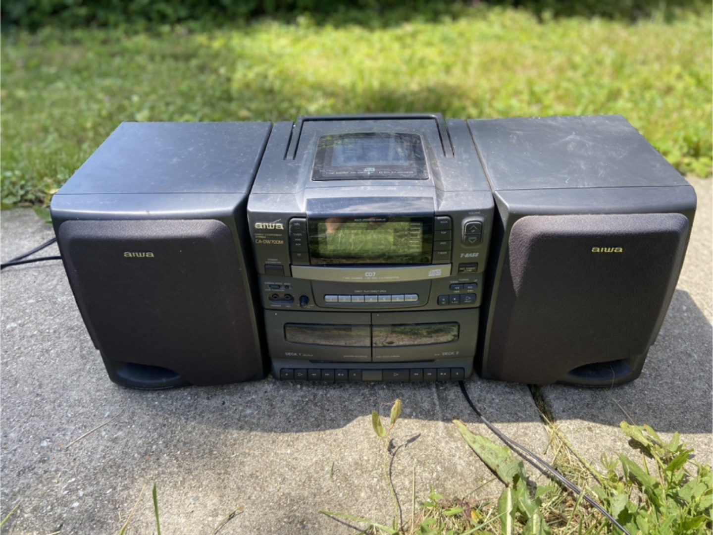 Aiwa CA-DW700M Stereo System