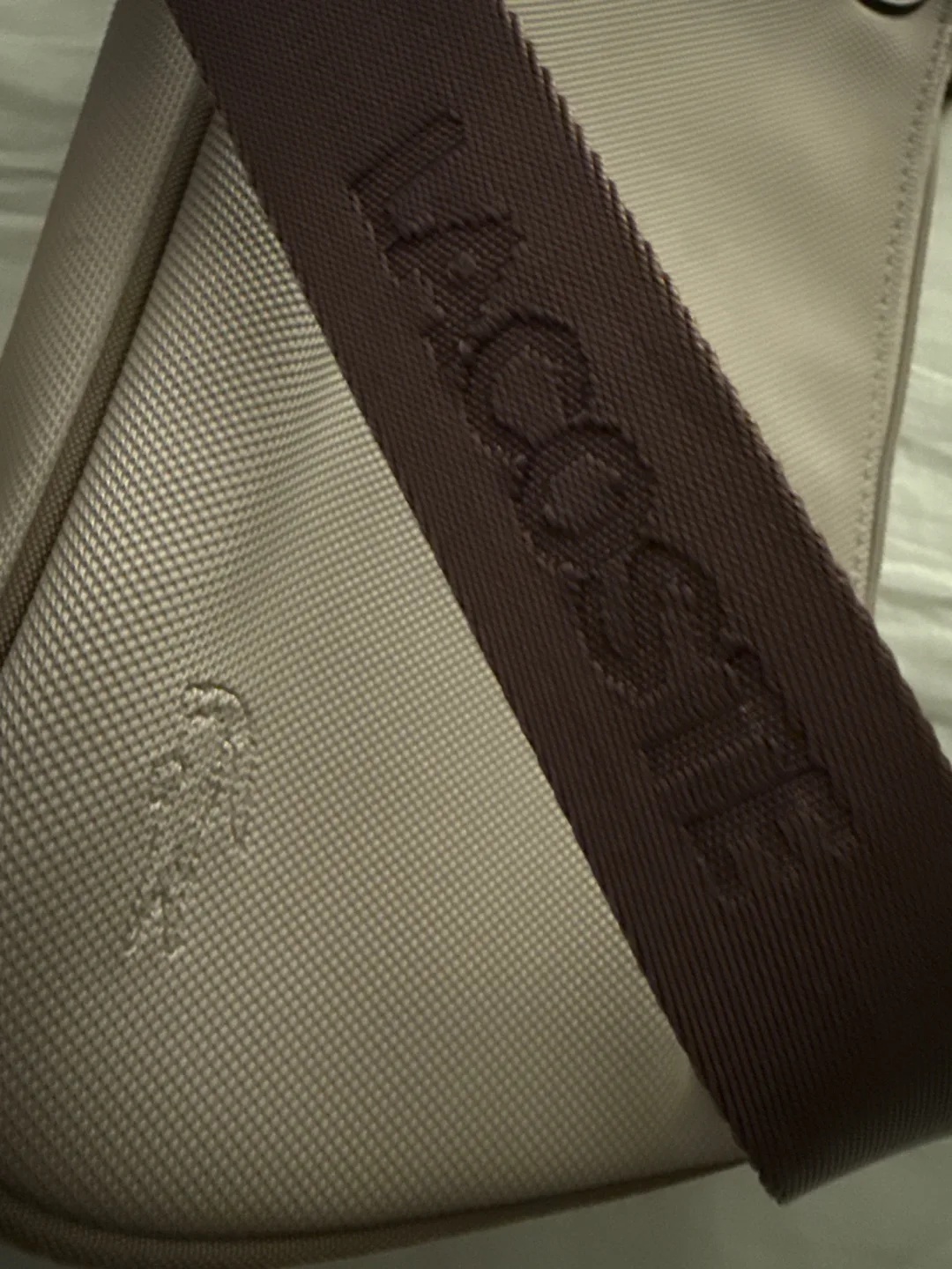 LACOSTE Vintage Baguette Shoulder Bag image indicator(4)