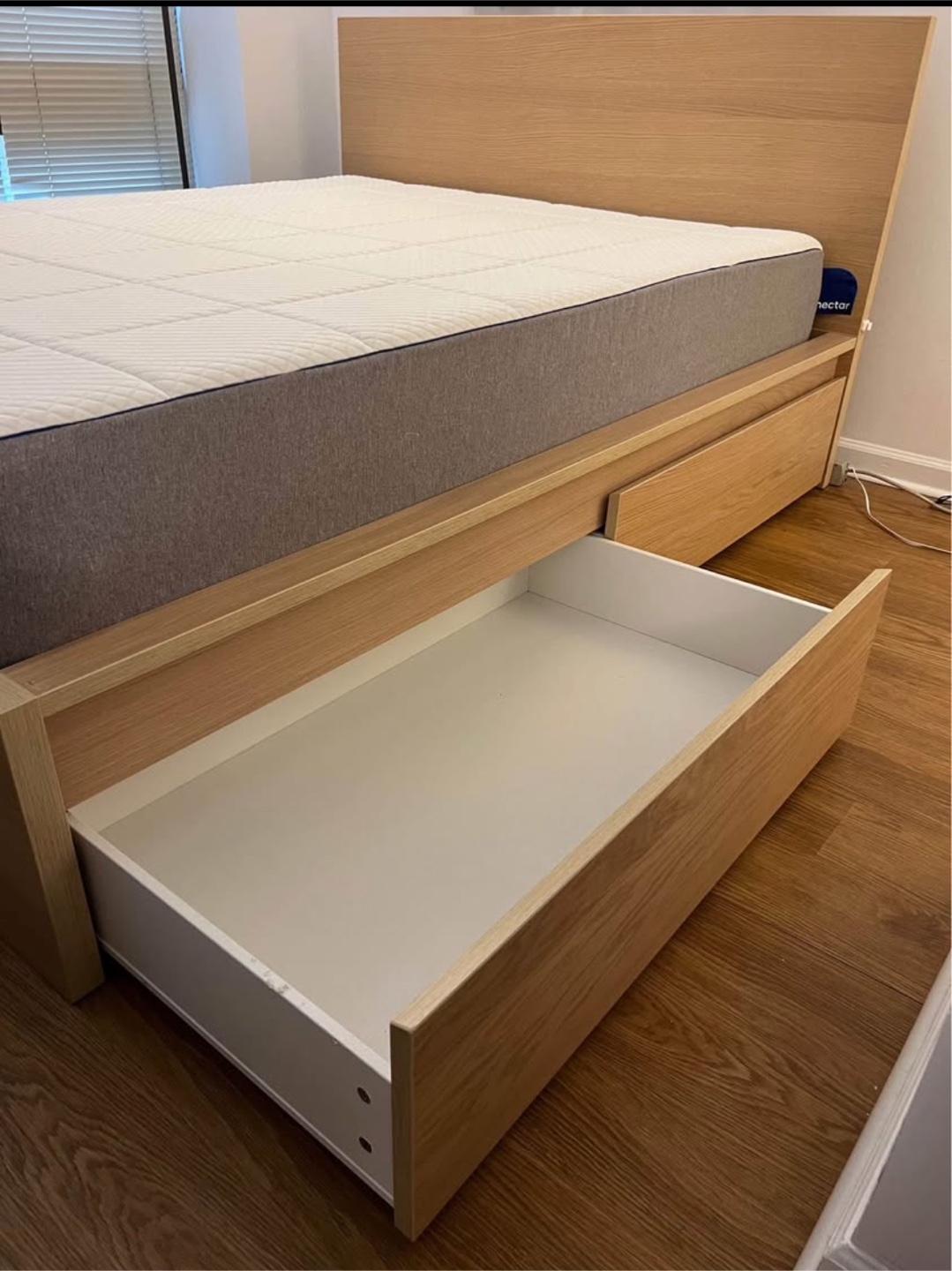 Queen Mattress & Wooden Bed Frame with Storage Drawers - photo 4