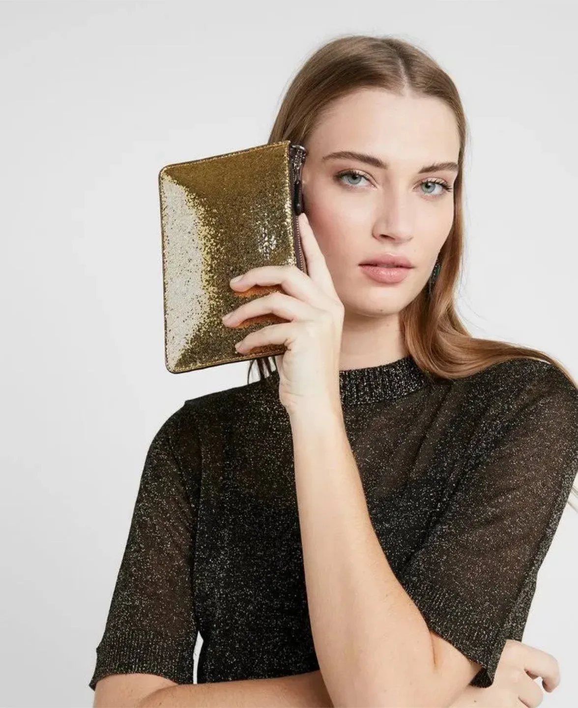 New With Tags Coach Gold Leather Glitter Wristlet image indicator(5)