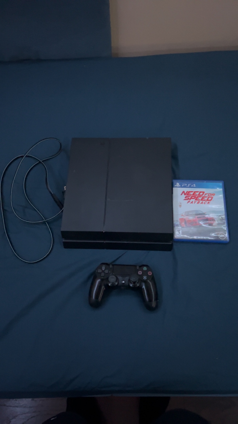 PlayStation 4 with 1 Controller and 1 Game