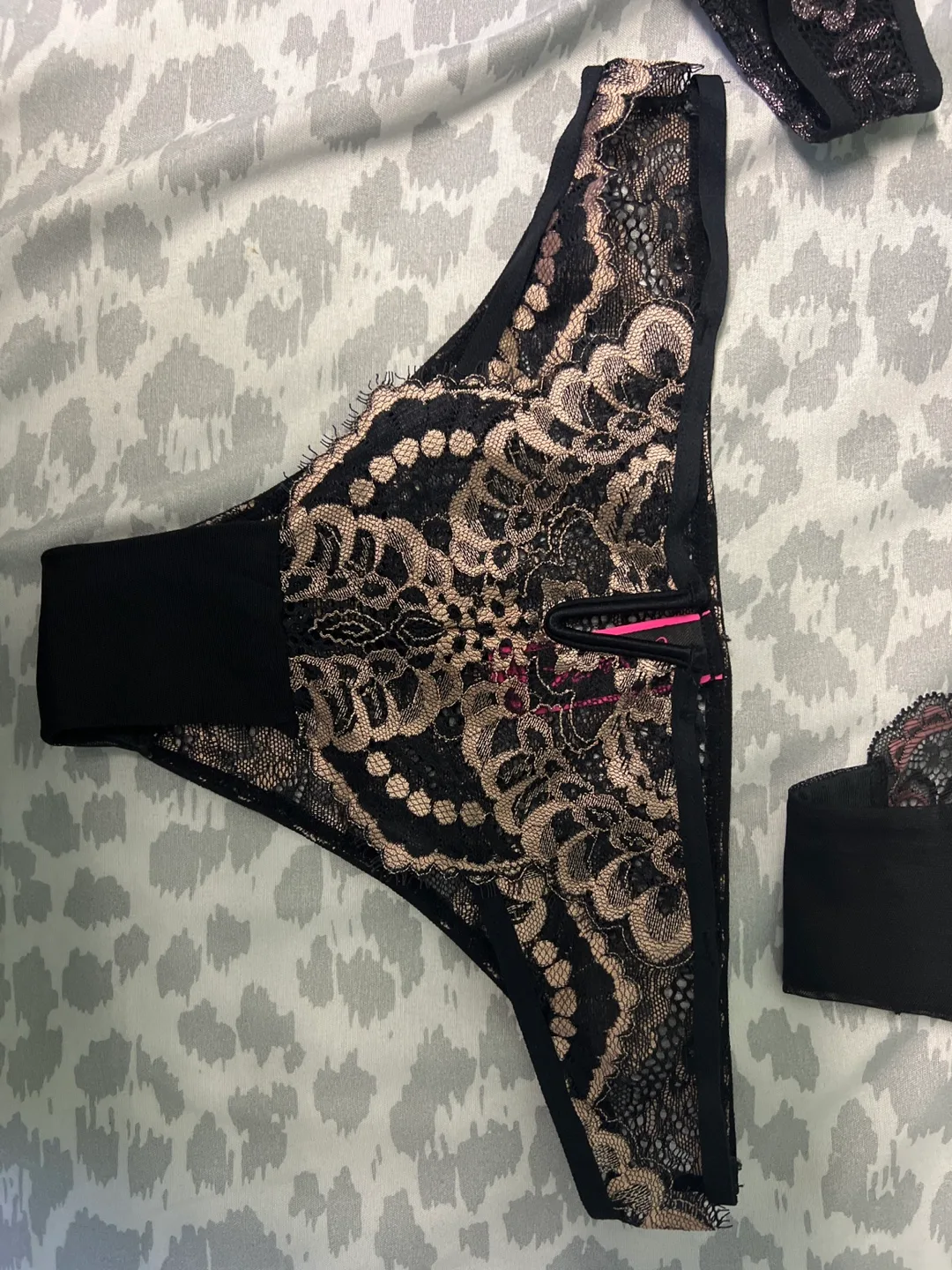 4 pairs La Senza Panties XS image indicator(6)