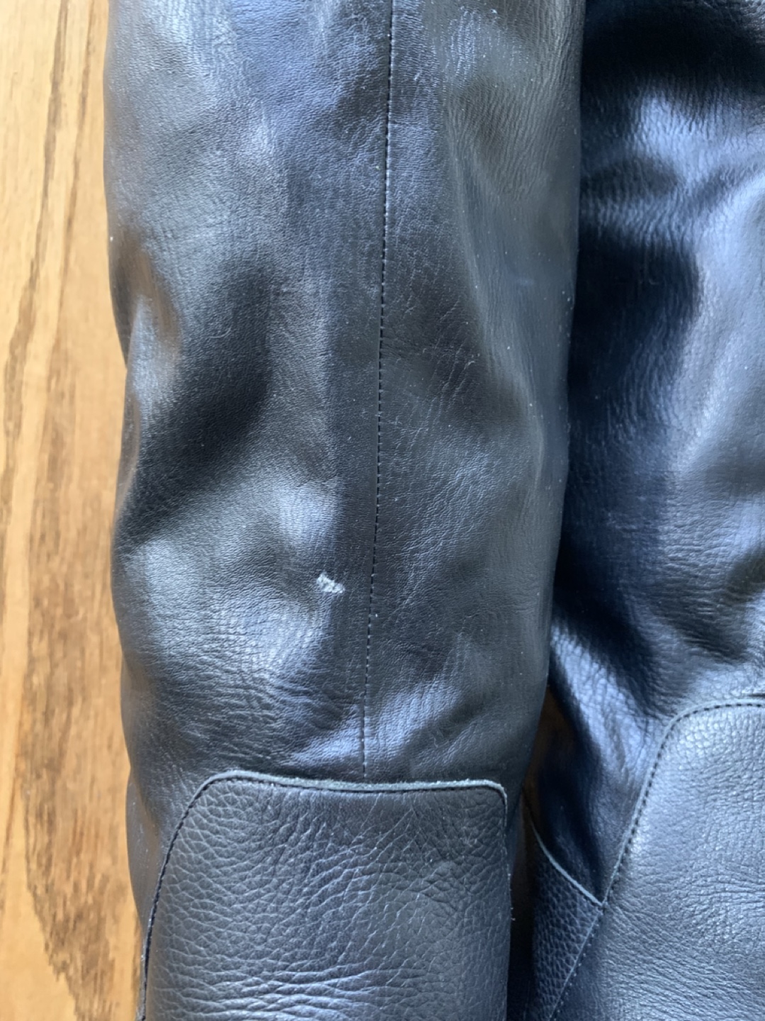 Black Leather Knee-High Boots size 9 - photo 4