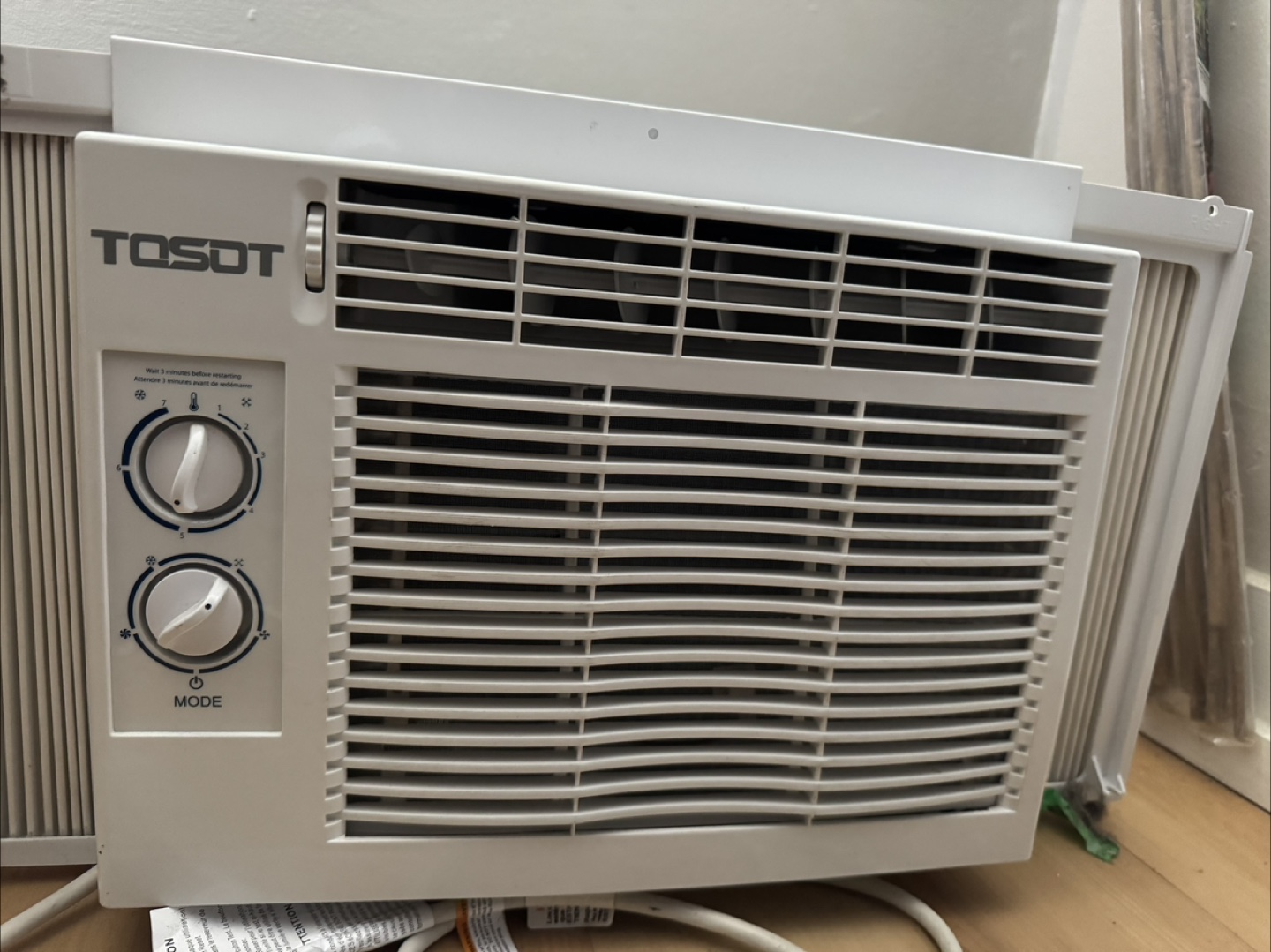 TOSOT Window Air Conditioner (5000 btu)