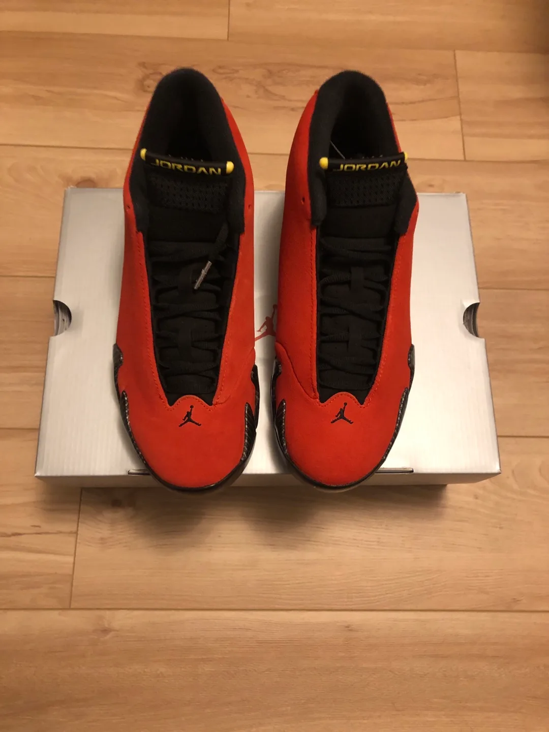 Jordan 14 Ferrari Sz 11, 10.5, 9.5, 10, 9 thumbnail