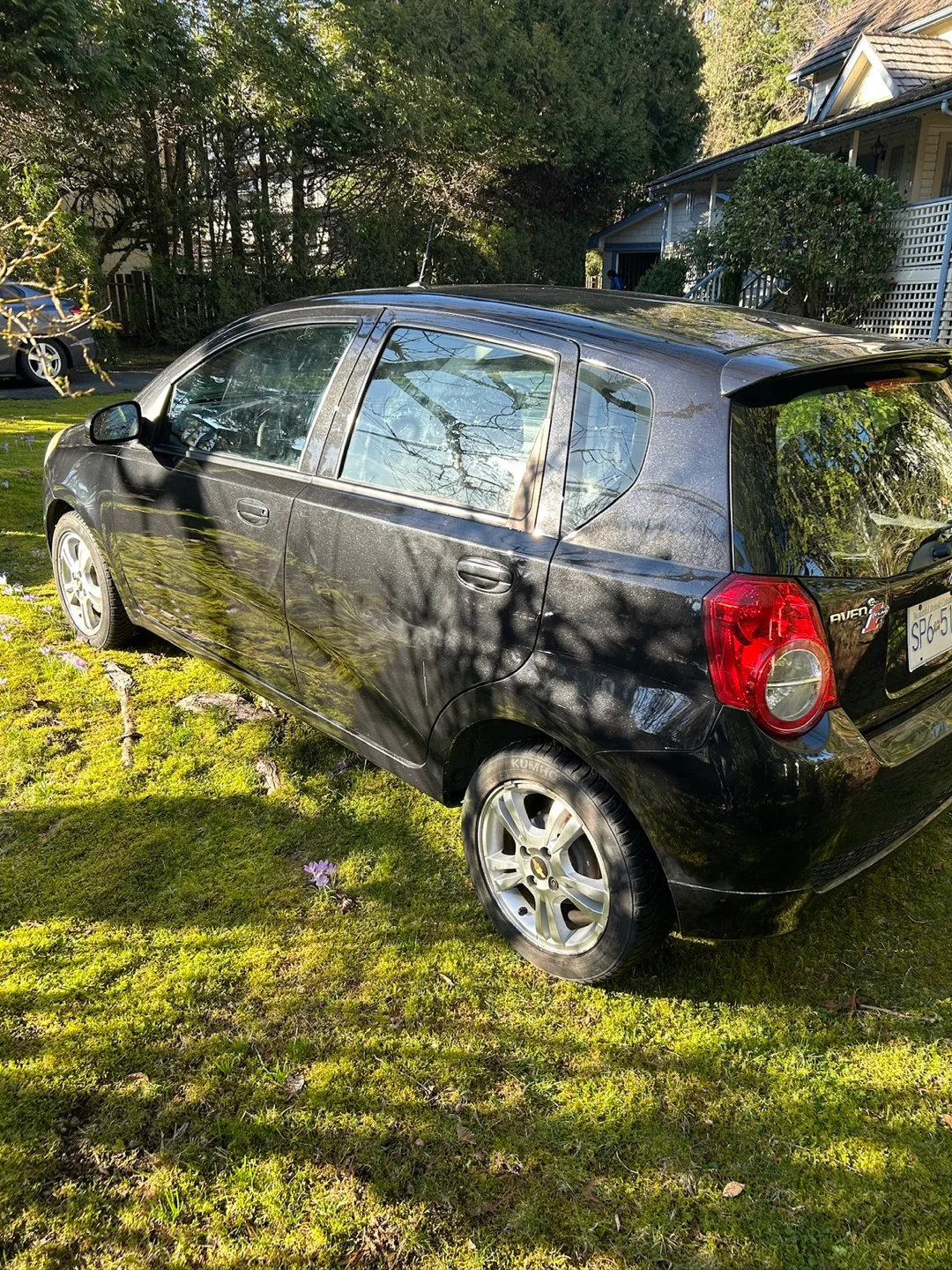 Small Car - Chevy Aveo Hatchback image indicator(3)