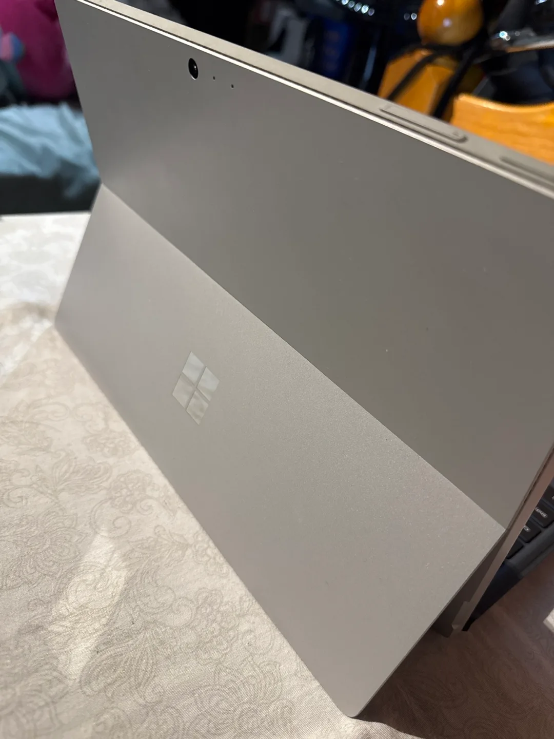 Microsoft Surface Pro thumbnail