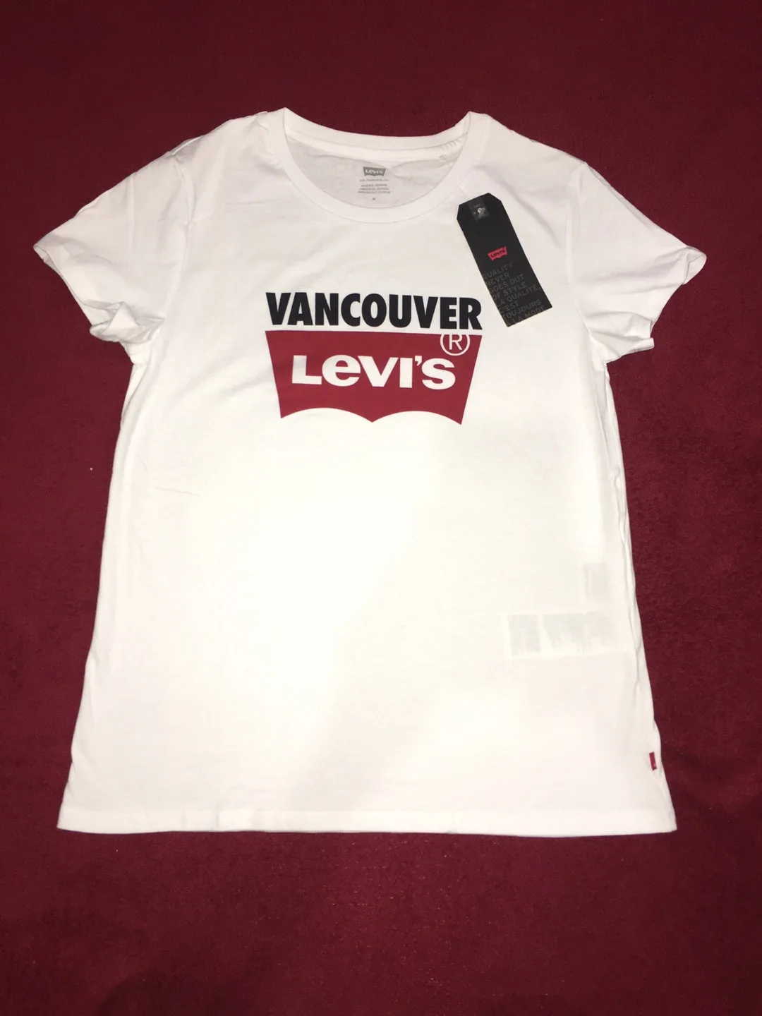 Levi's Vancouver White T-Shirt - Size M thumbnail