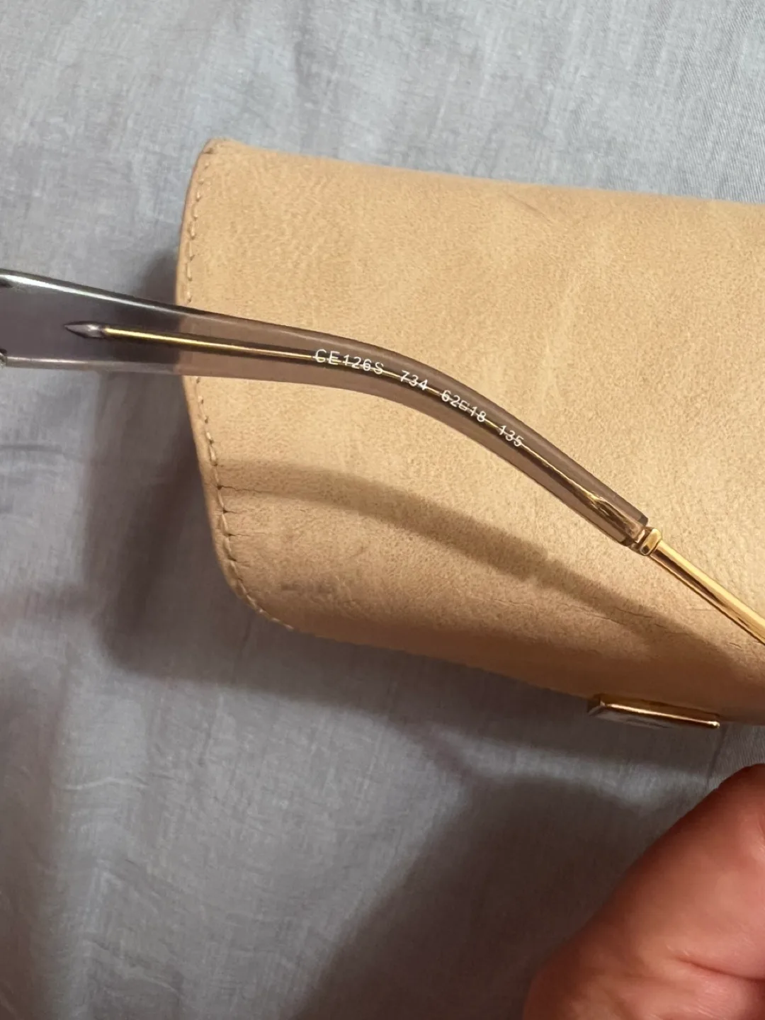 Chloe Carlina Butterfly Frame Gold & Purple Oversized Sunglasses image indicator(7)