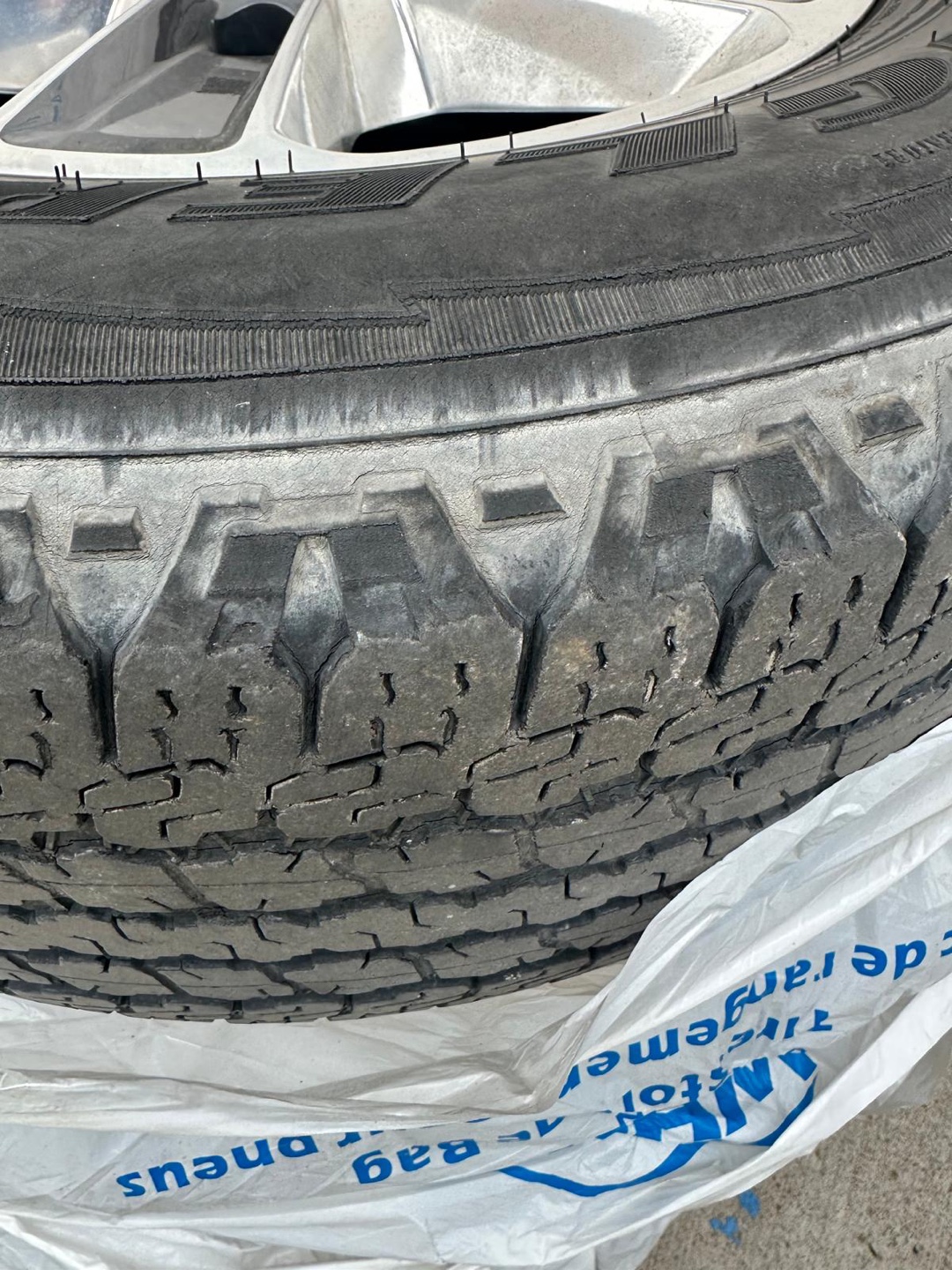 Kevlar Jeep Tire