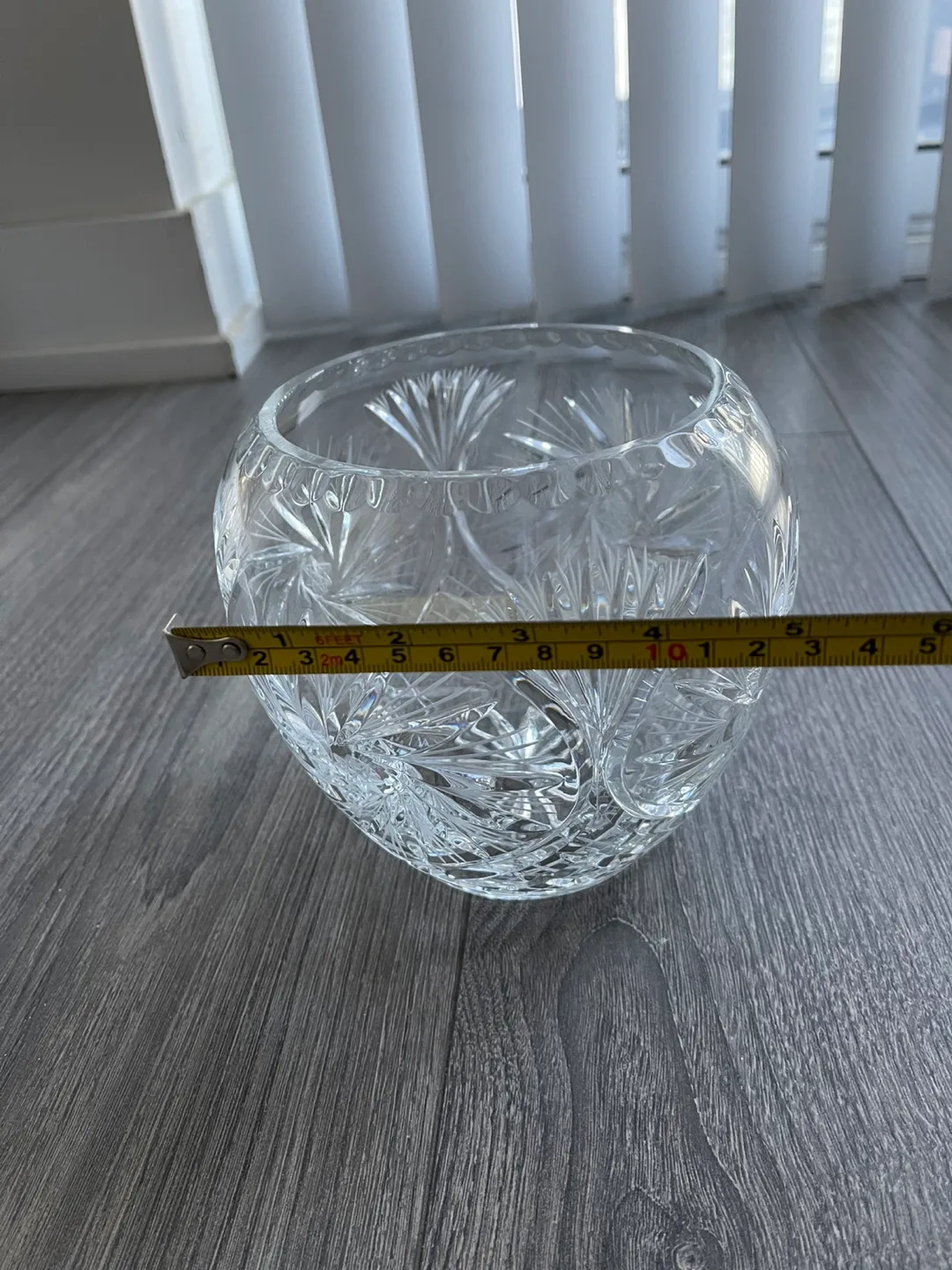 Crystal Candy Dish with Lid image indicator(3)