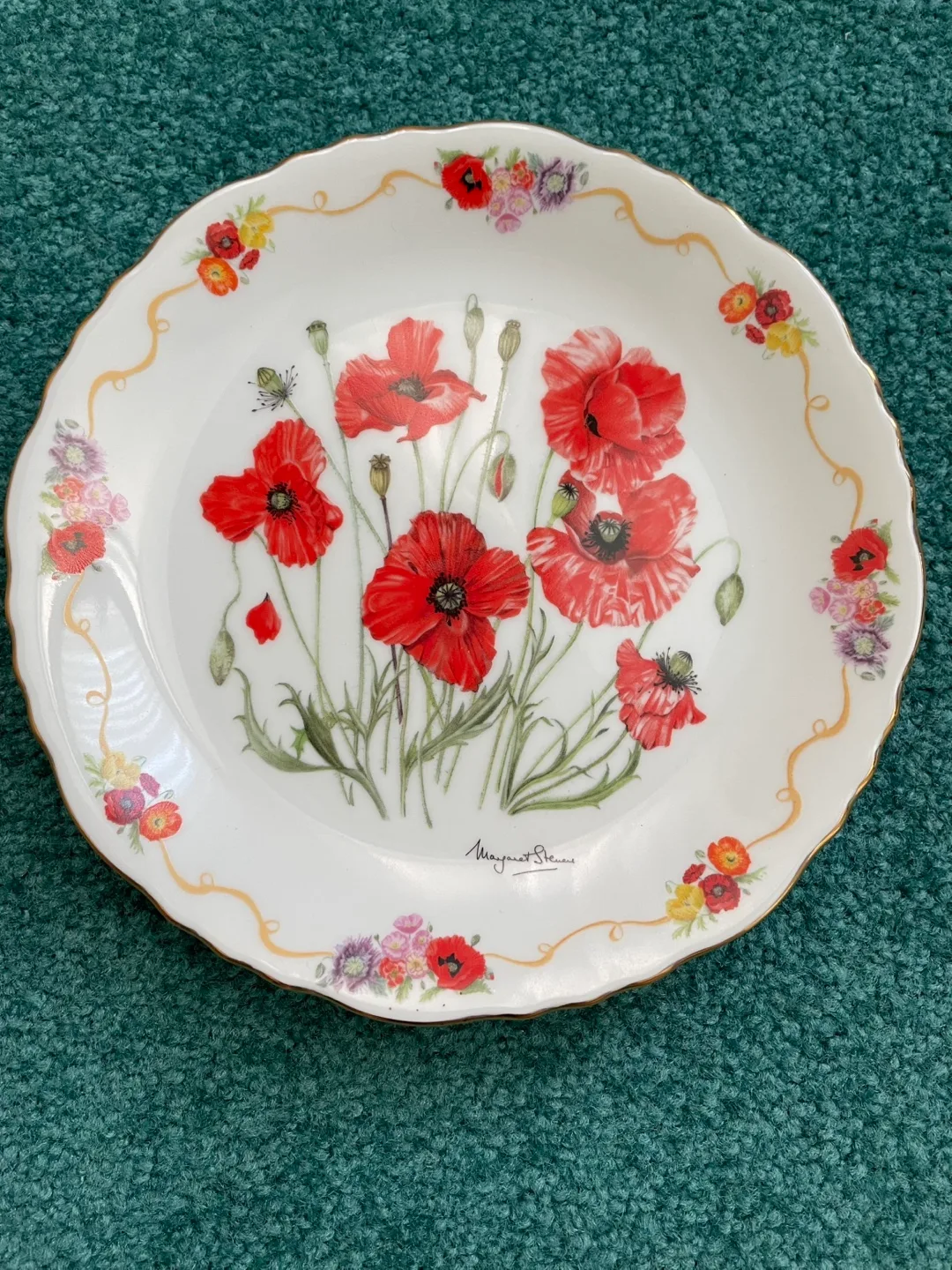Poppy Collector Plate thumbnail