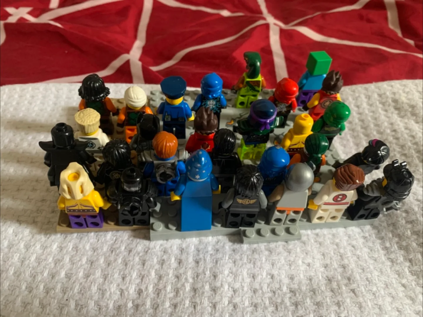 Lego Minifigure Lot image indicator(4)