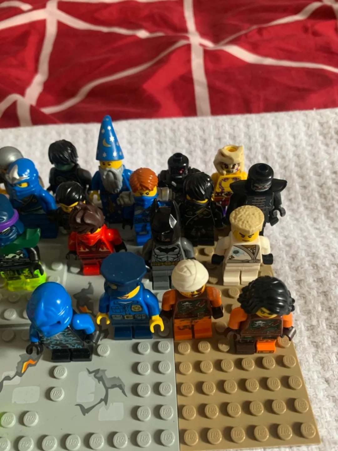 Lego Minifigure Lot image indicator(3)