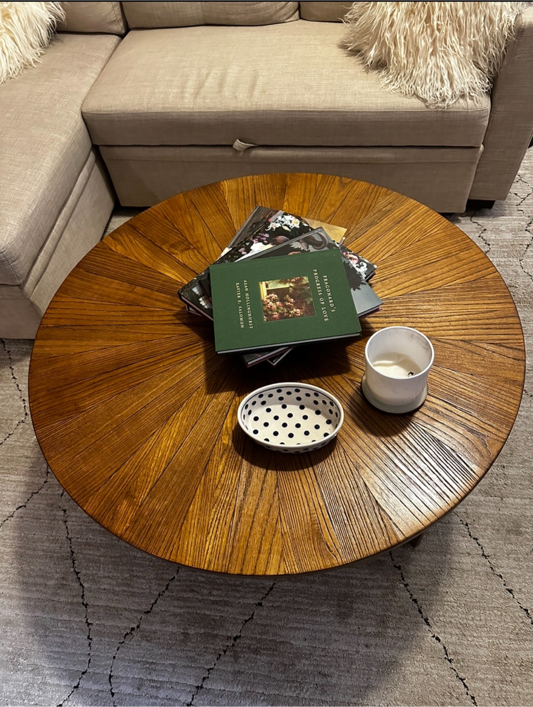 Round Wooden Coffee Table - photo 2