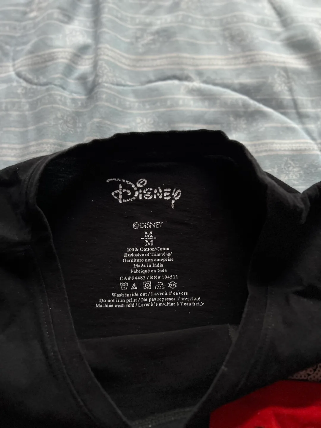 Disney Mickey Mouse Black T-Shirt - Size M image indicator(3)