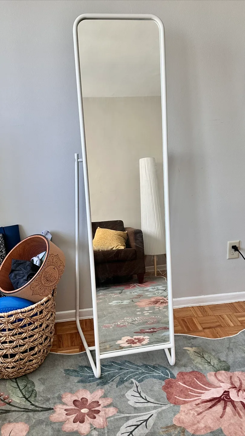 standing mirror thumbnail