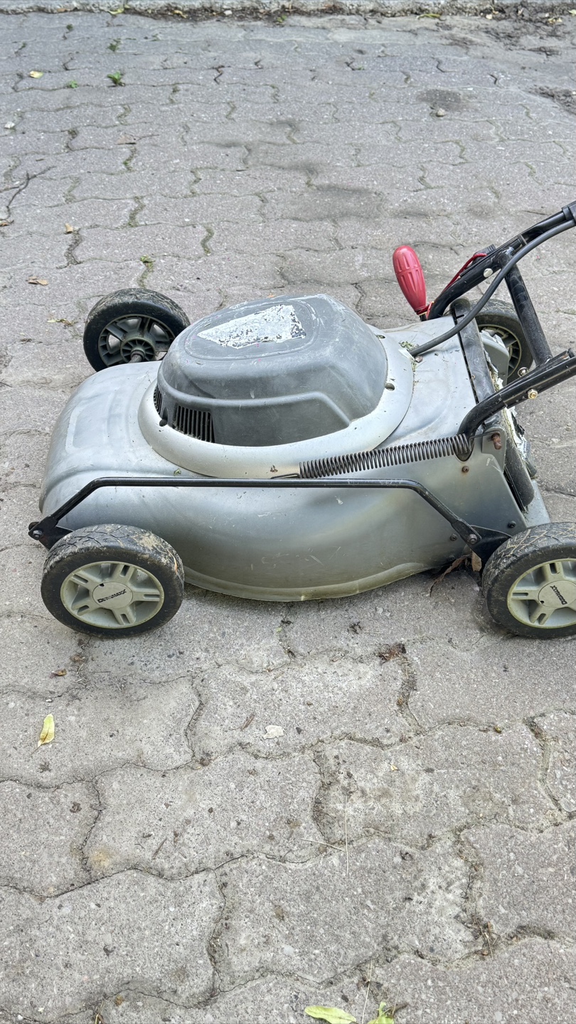 Used Lawn Mower - Great for Small Yards