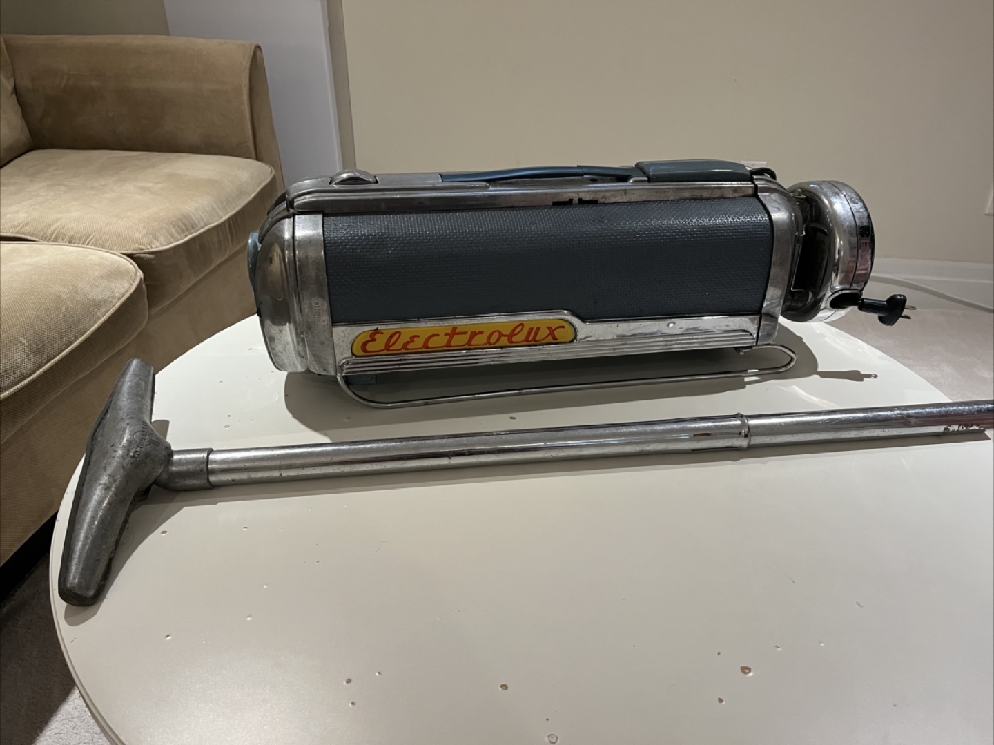 Vintage Electrolux LX Vacuum Cleaner - photo 4