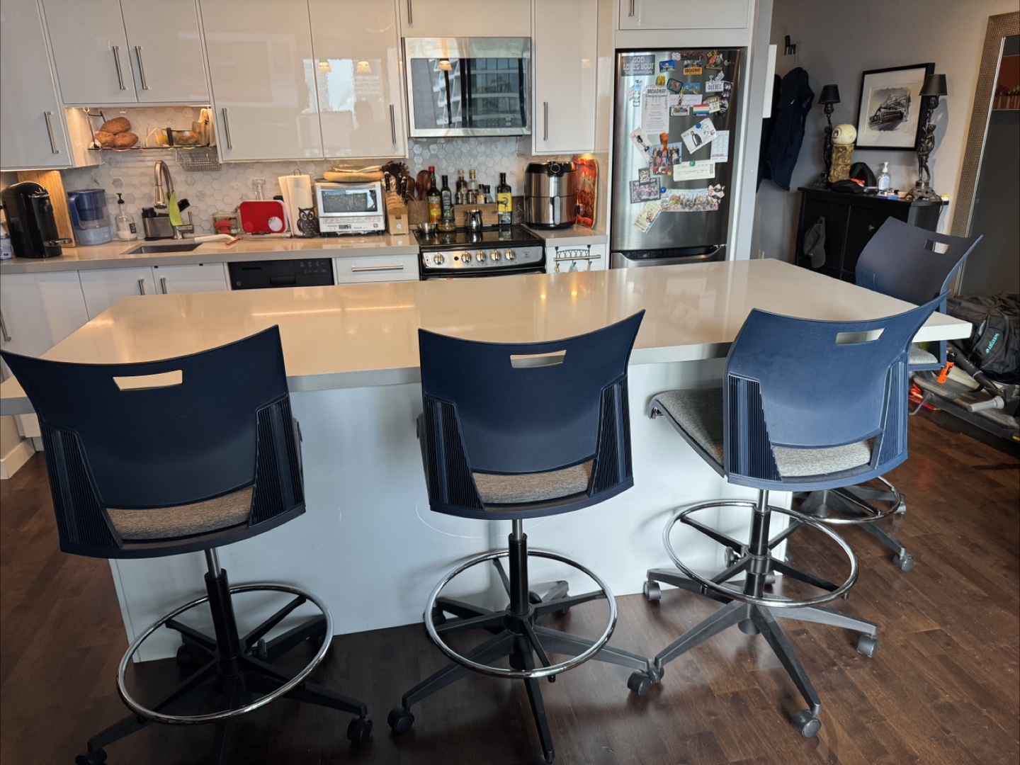 Set of 4 Adjustable Height Bar Stools