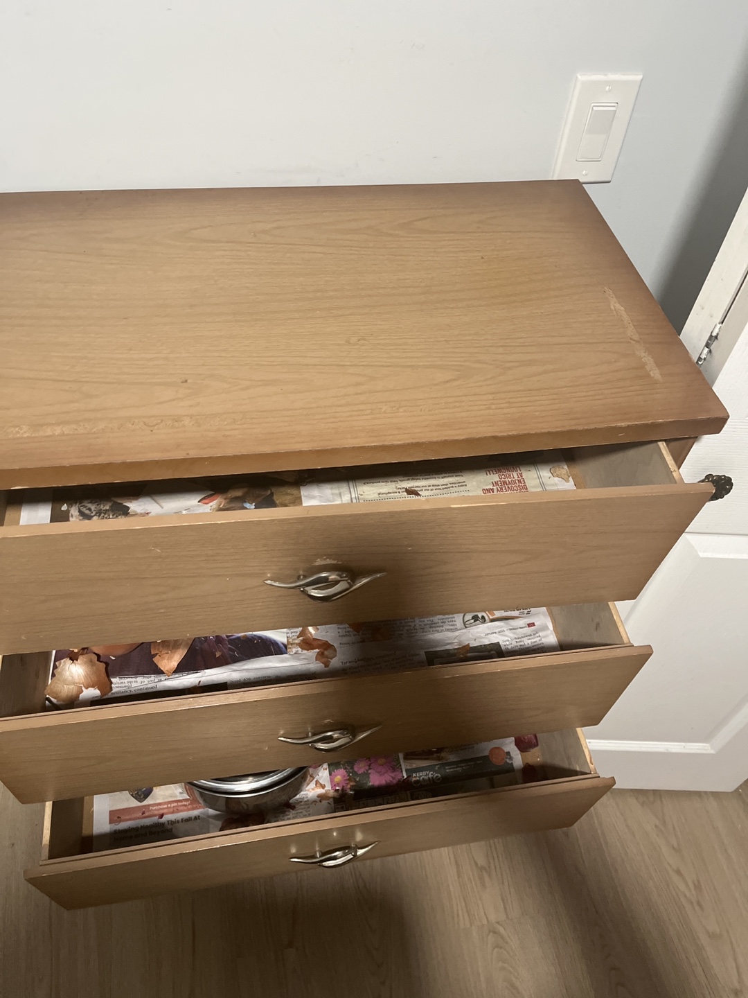 Wood 3-Drawer Dresser - photo 3