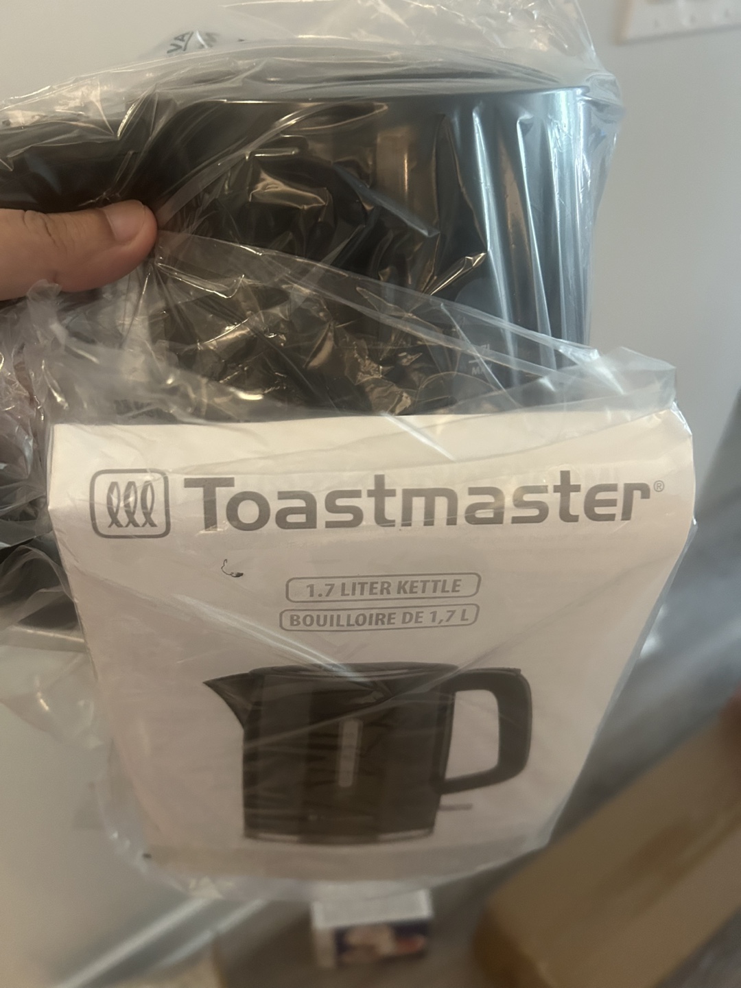 Toastmaster 1.7 Liter Kettle - New in Package!