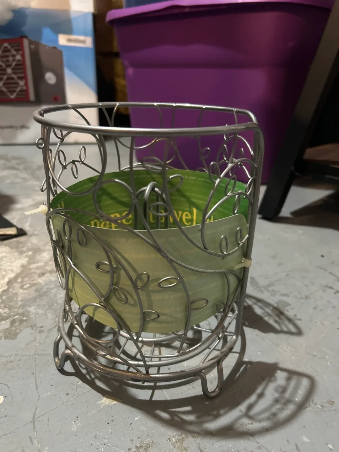 Wire Paper Towel Holder