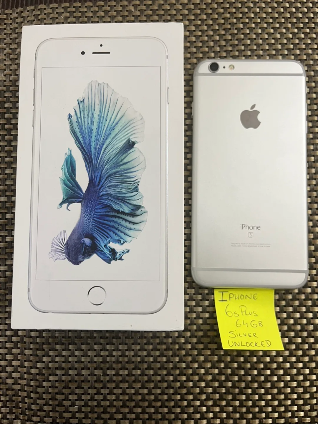 iPhone 6s Plus 64GB Silver Unlocked image indicator(4)