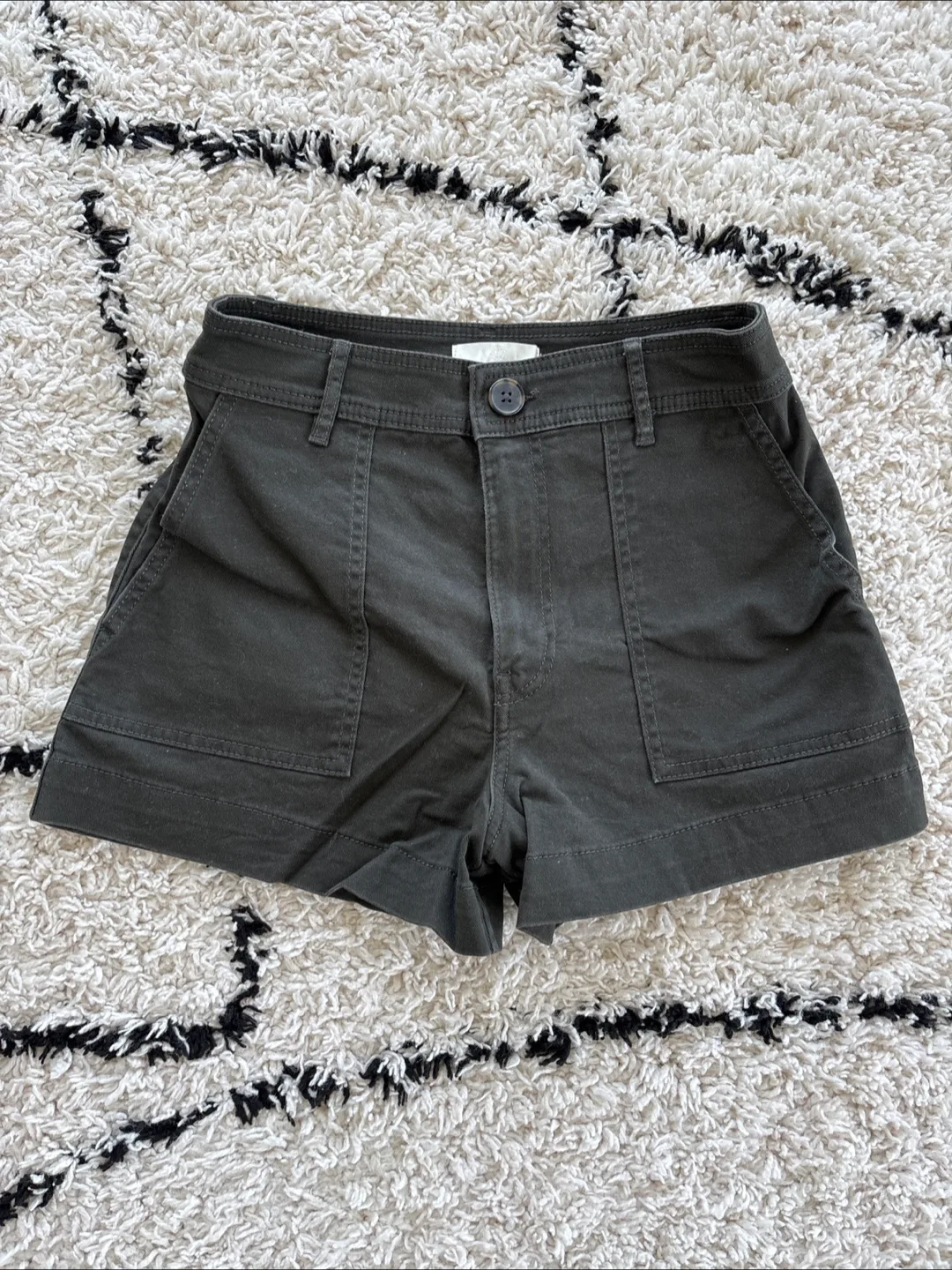 H&M Olive Green Shorts - Size 6 thumbnail