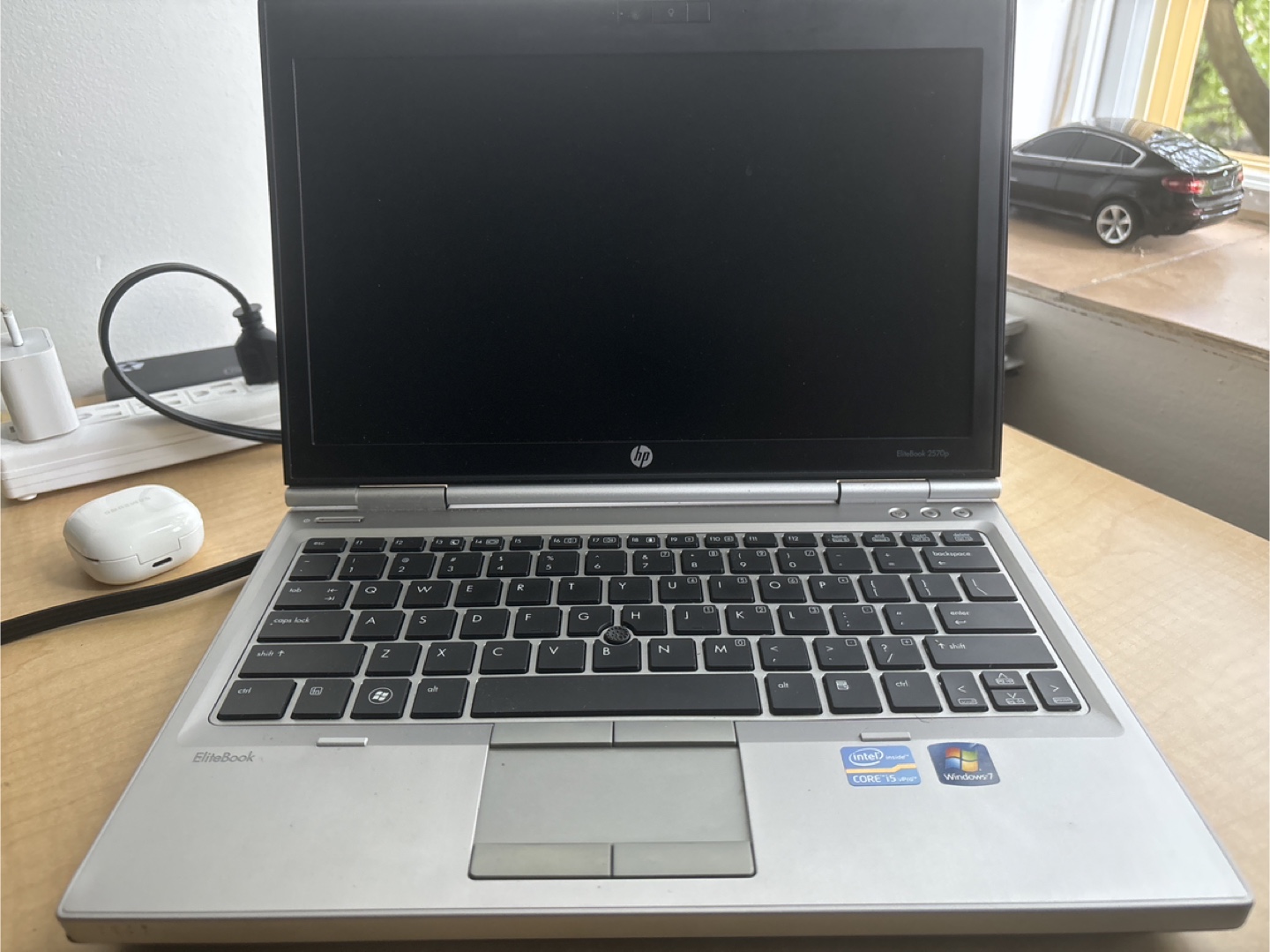 HP EliteBook 2570p Laptop - photo 4