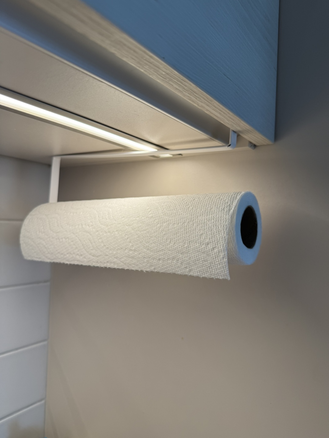 Paper towel holder brand new