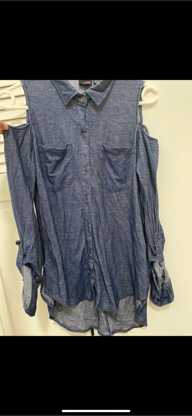 Torrid Cold Shoulder Denim Shirt #freecycle thumbnail