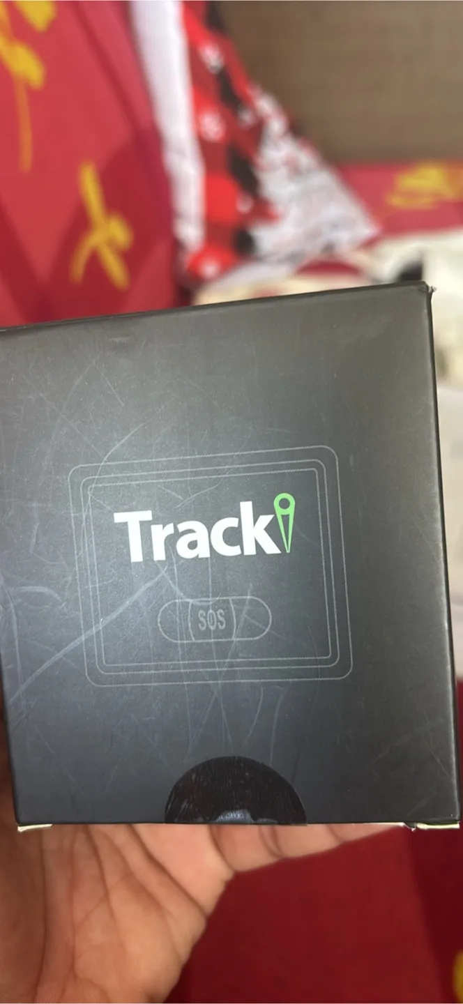 Tracki GPS Tracker with Accessories thumbnail