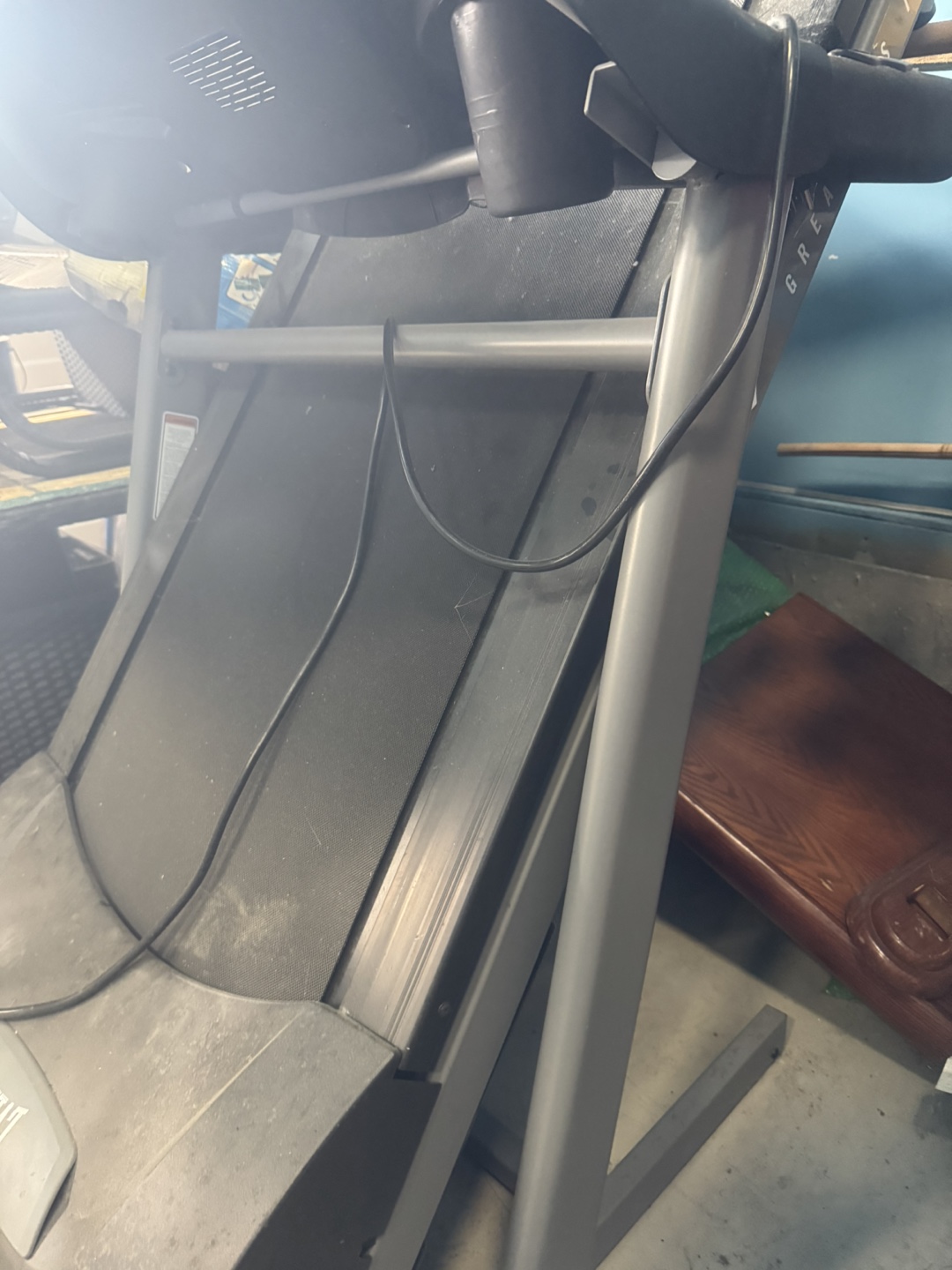 Everlast Treadmill - Great Condition!