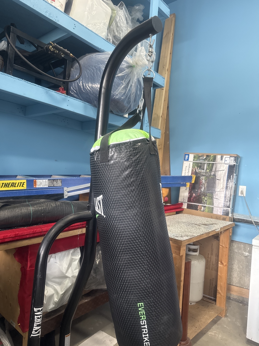 Everlast Everstrike Heavy Bag with Stand - photo 3